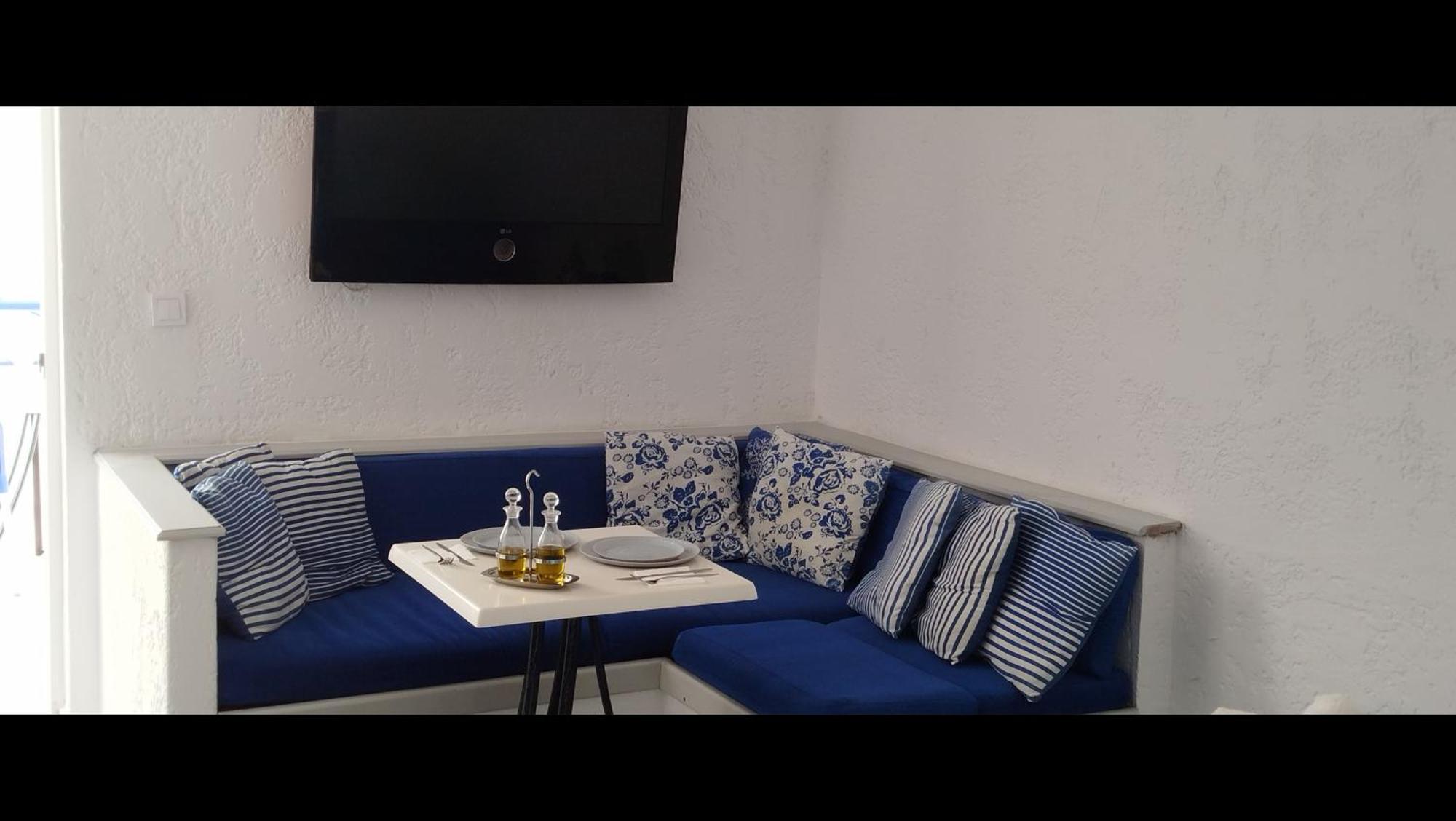 Christiana Hotel Apartments Gennadi Room photo